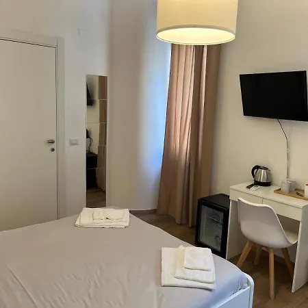 Colombo 32 Vendégház La Spezia